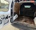 Белый Рено Кенгу, объемом двигателя 1.5 л и пробегом 275 тыс. км за 3500 $, фото 17 на Automoto.ua