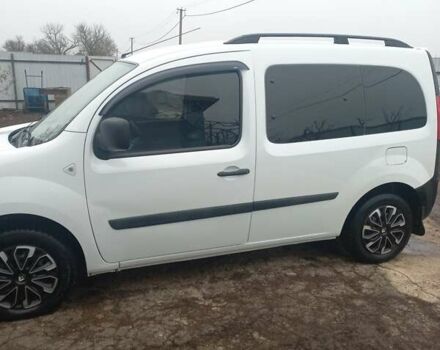 Білий Рено Кєнгу, об'ємом двигуна 1.6 л та пробігом 195 тис. км за 6000 $, фото 3 на Automoto.ua