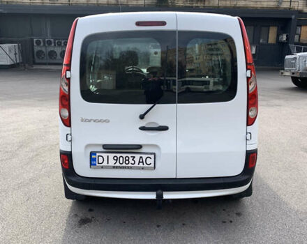 Белый Рено Кенгу, объемом двигателя 1.6 л и пробегом 152 тыс. км за 7100 $, фото 5 на Automoto.ua