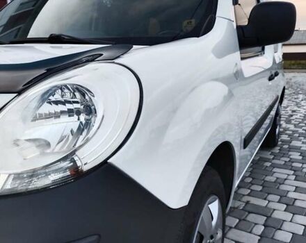 Рено Кенгу 2010 в Житомире на Automoto.ua Белый Рено Кенгу, объемом двигателя 1.46 л и пробегом 271 тыс. км за 7299 $, фото 3 на Automoto.ua