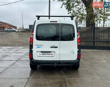 Білий Рено Кєнгу, об'ємом двигуна 1.6 л та пробігом 356 тис. км за 5990 $, фото 5 на Automoto.ua