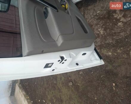 Білий Рено Кєнгу, об'ємом двигуна 1.6 л та пробігом 195 тис. км за 6000 $, фото 12 на Automoto.ua
