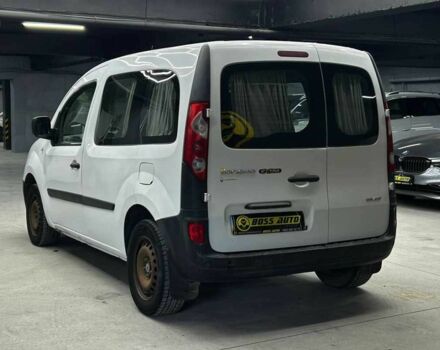 Белый Рено Кенгу, объемом двигателя 1.5 л и пробегом 181 тыс. км за 5500 $, фото 3 на Automoto.ua