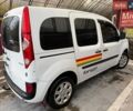Білий Рено Кєнгу, об'ємом двигуна 1.6 л та пробігом 224 тис. км за 6700 $, фото 12 на Automoto.ua
