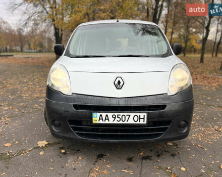 Белый Рено Кенгу, объемом двигателя 1.5 л и пробегом 288 тыс. км за 6350 $, фото 2 на Automoto.ua