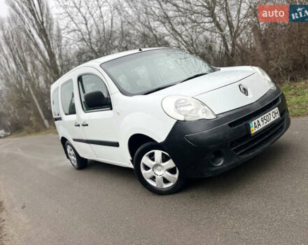 Білий Рено Кєнгу, об'ємом двигуна 1.5 л та пробігом 288 тис. км за 6300 $, фото 7 на Automoto.ua