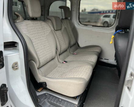 Белый Рено Кенгу, объемом двигателя 1.46 л и пробегом 179 тыс. км за 5150 $, фото 17 на Automoto.ua