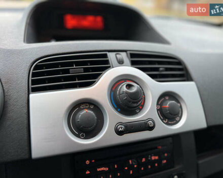 Белый Рено Кенгу, объемом двигателя 1.46 л и пробегом 179 тыс. км за 5150 $, фото 27 на Automoto.ua