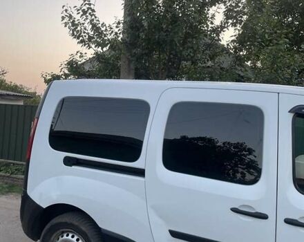 Белый Рено Кенгу, объемом двигателя 1.5 л и пробегом 350 тыс. км за 6050 $, фото 1 на Automoto.ua