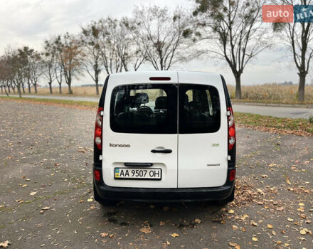 Белый Рено Кенгу, объемом двигателя 1.5 л и пробегом 288 тыс. км за 6350 $, фото 9 на Automoto.ua