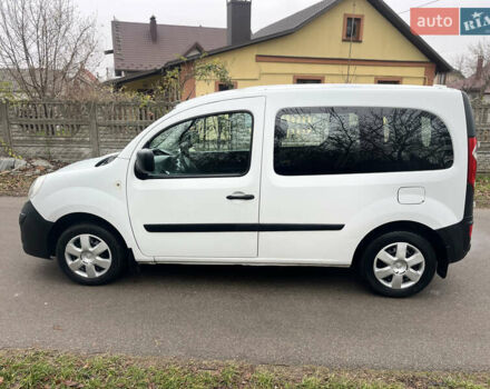 Білий Рено Кєнгу, об'ємом двигуна 1.5 л та пробігом 288 тис. км за 6300 $, фото 4 на Automoto.ua