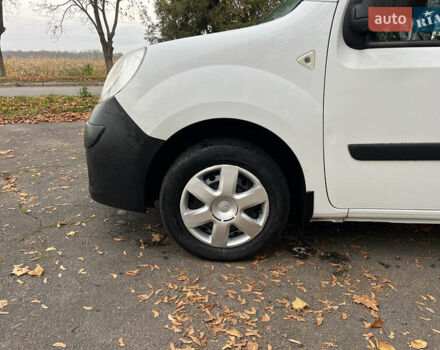 Белый Рено Кенгу, объемом двигателя 1.5 л и пробегом 288 тыс. км за 6350 $, фото 4 на Automoto.ua