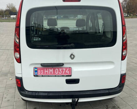 Белый Рено Кенгу, объемом двигателя 1.6 л и пробегом 227 тыс. км за 7700 $, фото 6 на Automoto.ua