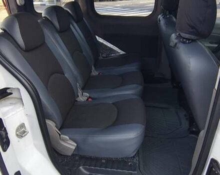 Белый Рено Кенгу, объемом двигателя 1.5 л и пробегом 286 тыс. км за 6000 $, фото 12 на Automoto.ua