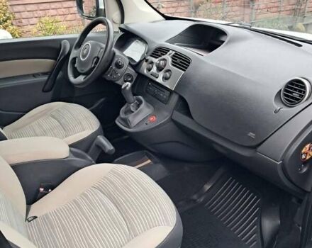 Белый Рено Кенгу, объемом двигателя 1.46 л и пробегом 279 тыс. км за 7700 $, фото 10 на Automoto.ua