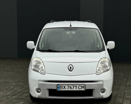 Белый Рено Кенгу, объемом двигателя 1.5 л и пробегом 270 тыс. км за 6499 $, фото 2 на Automoto.ua