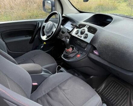 Белый Рено Кенгу, объемом двигателя 1.5 л и пробегом 215 тыс. км за 6700 $, фото 6 на Automoto.ua