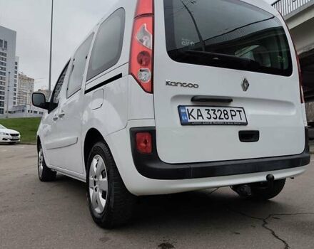 Белый Рено Кенгу, объемом двигателя 1.5 л и пробегом 195 тыс. км за 7929 $, фото 7 на Automoto.ua