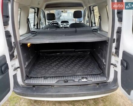 Білий Рено Кєнгу, об'ємом двигуна 1.46 л та пробігом 226 тис. км за 6200 $, фото 9 на Automoto.ua