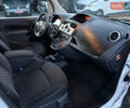 Рено Кенгу 2011 в Калуше на Automoto.ua Белый Рено Кенгу, объемом двигателя 1.5 л и пробегом 300 тыс. км за 7750 $, фото 15 на Automoto.ua
