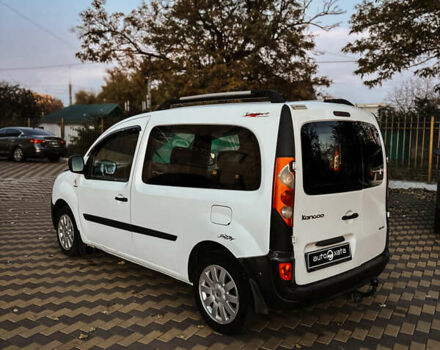 Білий Рено Кєнгу, об'ємом двигуна 1.46 л та пробігом 343 тис. км за 5900 $, фото 4 на Automoto.ua