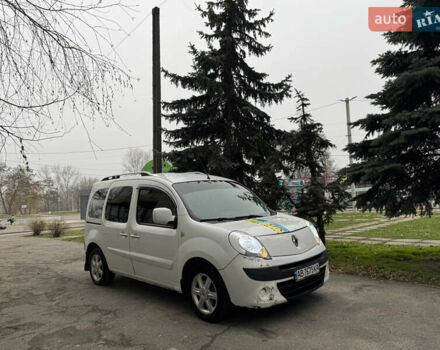 Белый Рено Кенгу, объемом двигателя 1.5 л и пробегом 329 тыс. км за 5199 $, фото 1 на Automoto.ua