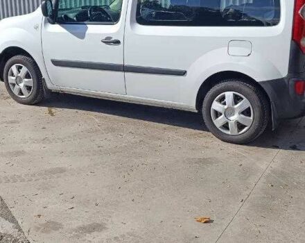 Рено Кєнгу 2011 у Одесі на Automoto.ua Білий Рено Кєнгу, об'ємом двигуна 1.5 л та пробігом 3 тис. км за 6800 $, фото 3 на Automoto.ua