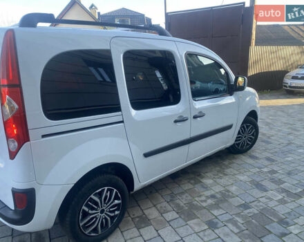 Белый Рено Кенгу, объемом двигателя 1.5 л и пробегом 223 тыс. км за 7600 $, фото 3 на Automoto.ua