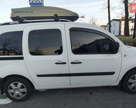 Белый Рено Кенгу, объемом двигателя 1.5 л и пробегом 286 тыс. км за 6000 $, фото 3 на Automoto.ua