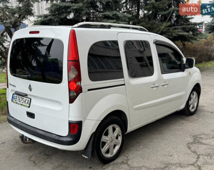 Белый Рено Кенгу, объемом двигателя 1.5 л и пробегом 329 тыс. км за 5199 $, фото 2 на Automoto.ua