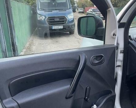 Белый Рено Кенгу, объемом двигателя 1.5 л и пробегом 350 тыс. км за 6050 $, фото 4 на Automoto.ua