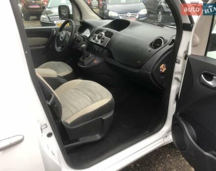 Белый Рено Кенгу, объемом двигателя 1.5 л и пробегом 189 тыс. км за 7650 $, фото 9 на Automoto.ua