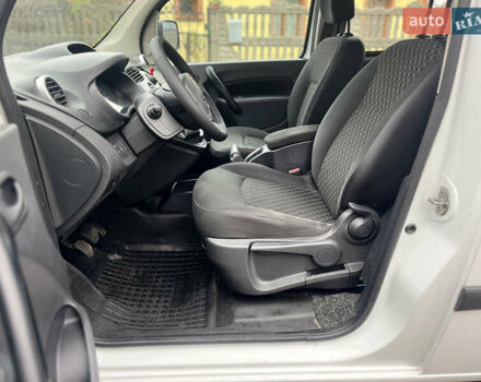 Білий Рено Кєнгу, об'ємом двигуна 1.5 л та пробігом 288 тис. км за 6300 $, фото 17 на Automoto.ua