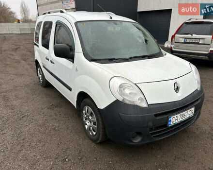 Білий Рено Кєнгу, об'ємом двигуна 1.46 л та пробігом 277 тис. км за 5500 $, фото 2 на Automoto.ua