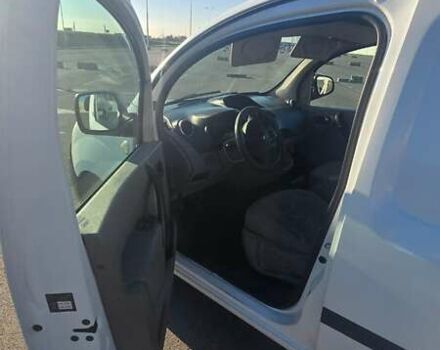 Белый Рено Кенгу, объемом двигателя 1.46 л и пробегом 254 тыс. км за 5200 $, фото 6 на Automoto.ua