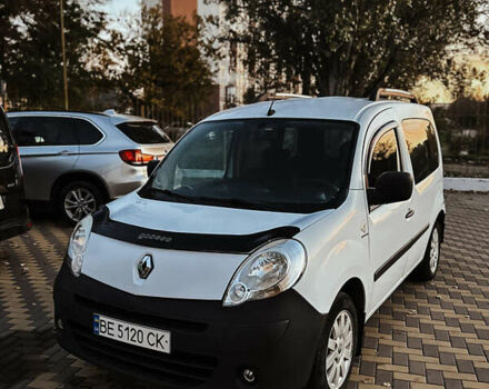 Білий Рено Кєнгу, об'ємом двигуна 1.46 л та пробігом 343 тис. км за 5900 $, фото 2 на Automoto.ua