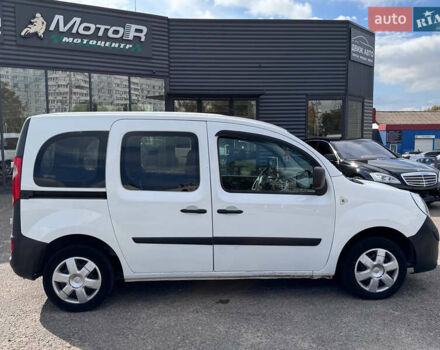 Белый Рено Кенгу, объемом двигателя 1.46 л и пробегом 290 тыс. км за 6999 $, фото 5 на Automoto.ua