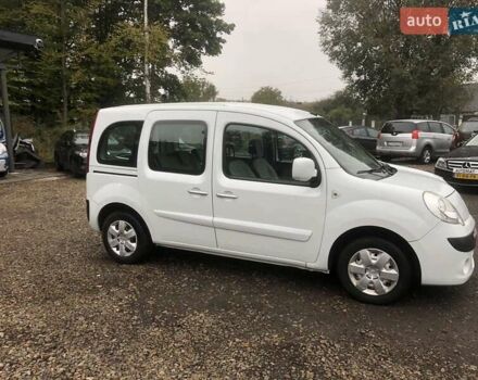 Белый Рено Кенгу, объемом двигателя 1.5 л и пробегом 189 тыс. км за 7650 $, фото 2 на Automoto.ua