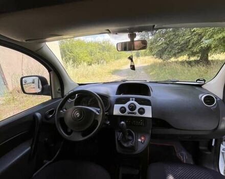 Белый Рено Кенгу, объемом двигателя 1.5 л и пробегом 306 тыс. км за 6400 $, фото 13 на Automoto.ua