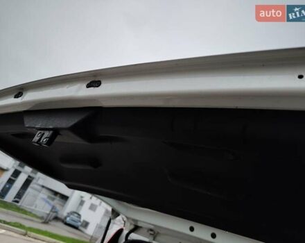 Белый Рено Кенгу, объемом двигателя 1.5 л и пробегом 195 тыс. км за 7929 $, фото 26 на Automoto.ua