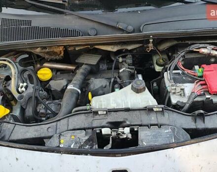 Белый Рено Кенгу, объемом двигателя 1.5 л и пробегом 286 тыс. км за 6000 $, фото 23 на Automoto.ua