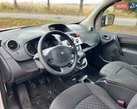 Белый Рено Кенгу, объемом двигателя 1.5 л и пробегом 288 тыс. км за 6350 $, фото 18 на Automoto.ua