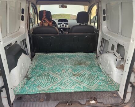 Белый Рено Кенгу, объемом двигателя 0 л и пробегом 380 тыс. км за 3900 $, фото 4 на Automoto.ua