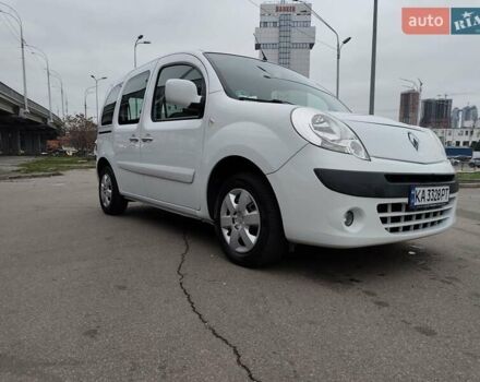 Белый Рено Кенгу, объемом двигателя 1.5 л и пробегом 195 тыс. км за 7929 $, фото 13 на Automoto.ua