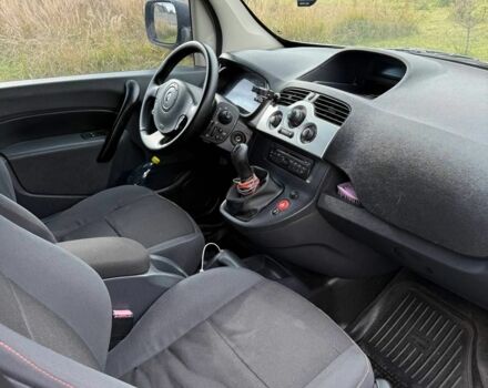 Белый Рено Кенгу, объемом двигателя 1.5 л и пробегом 215 тыс. км за 6700 $, фото 3 на Automoto.ua