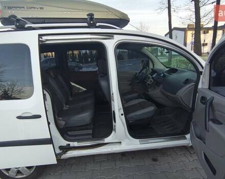 Белый Рено Кенгу, объемом двигателя 1.5 л и пробегом 286 тыс. км за 6000 $, фото 19 на Automoto.ua