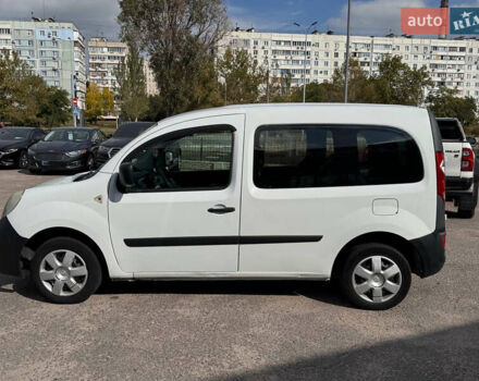 Белый Рено Кенгу, объемом двигателя 1.46 л и пробегом 290 тыс. км за 6999 $, фото 1 на Automoto.ua