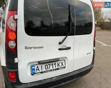 Белый Рено Кенгу, объемом двигателя 1.46 л и пробегом 179 тыс. км за 4999 $, фото 14 на Automoto.ua