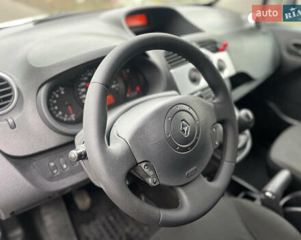 Білий Рено Кєнгу, об'ємом двигуна 1.5 л та пробігом 288 тис. км за 6300 $, фото 25 на Automoto.ua