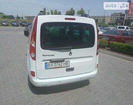 Белый Рено Кенгу, объемом двигателя 1.6 л и пробегом 228 тыс. км за 6900 $, фото 2 на Automoto.ua